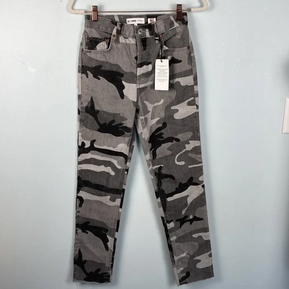 Re/Done High Rise Ankle Crop Stretch - Grey Camo Size 24 - Picture 4 of 11